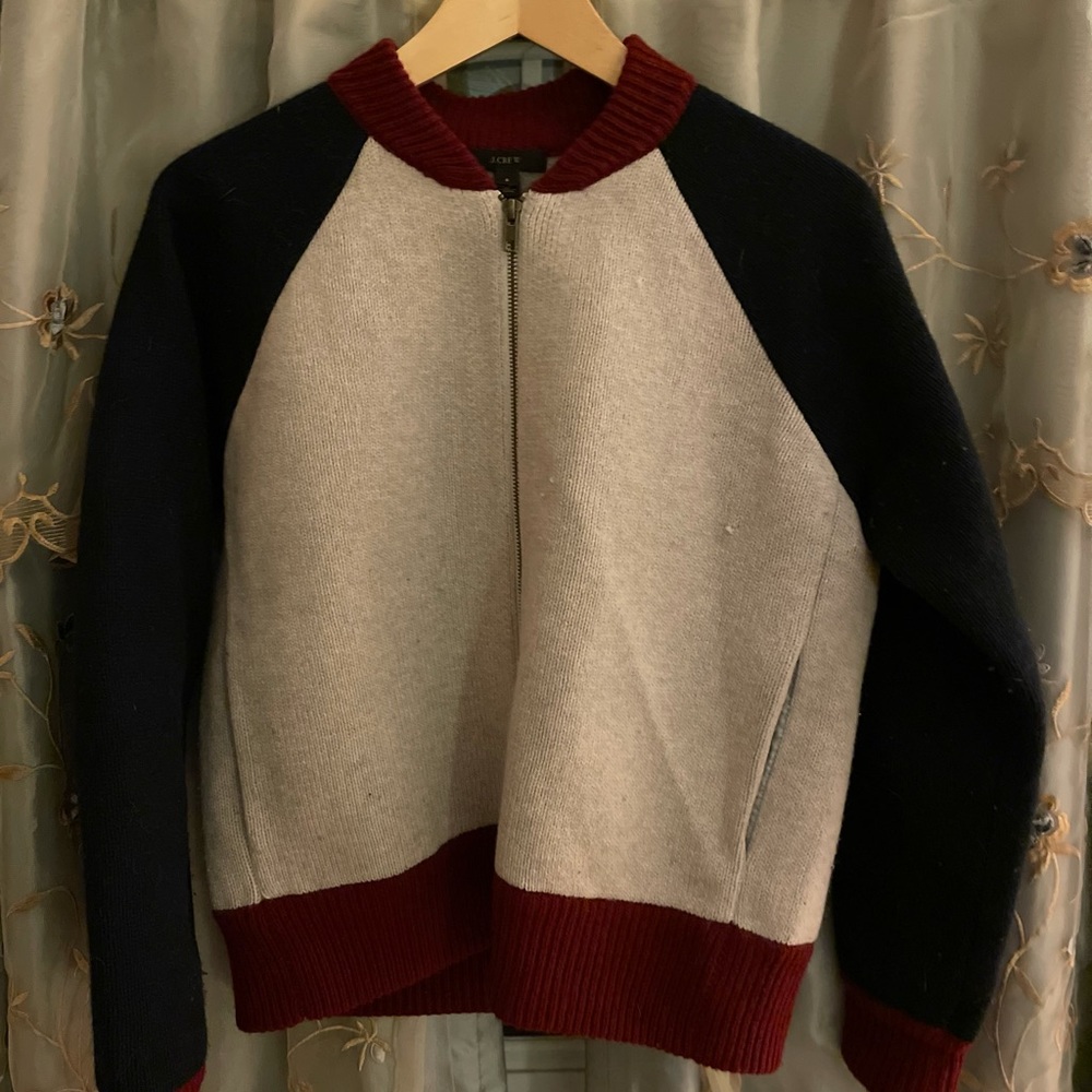 J Crew boyfriend jacket size s. Beautiful sweater